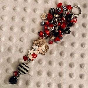 CUTE ENAMEL “MARILYN/PUPPY” & DANGLES BAG CHARM!